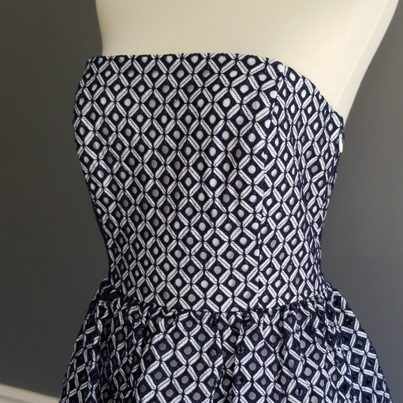 WHBM tiered strapless dress - Picture 2 of 8
